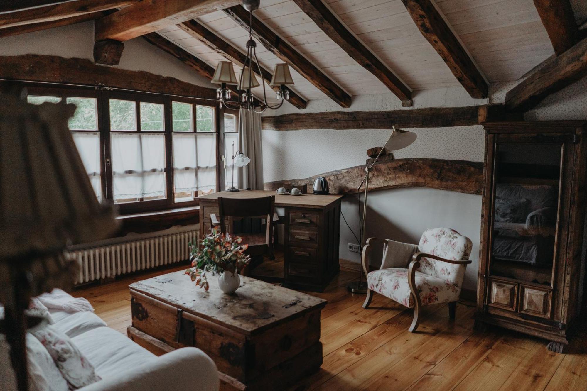 La Gandara Guest House Crespo ภายนอก รูปภาพ